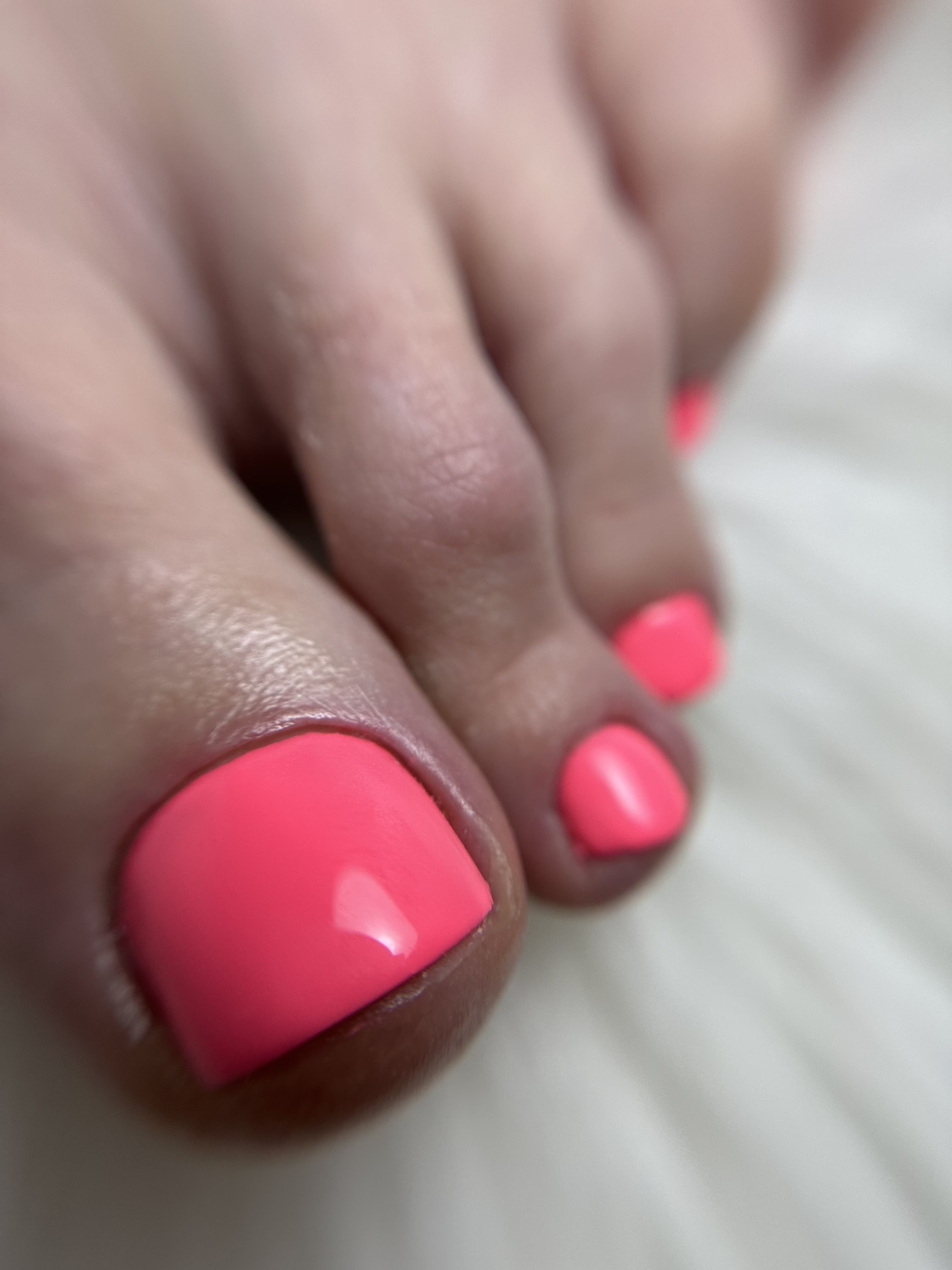 Stylizacja paznokci w salonie Glow Up Lublin - manicure hybrydowy i żelowy